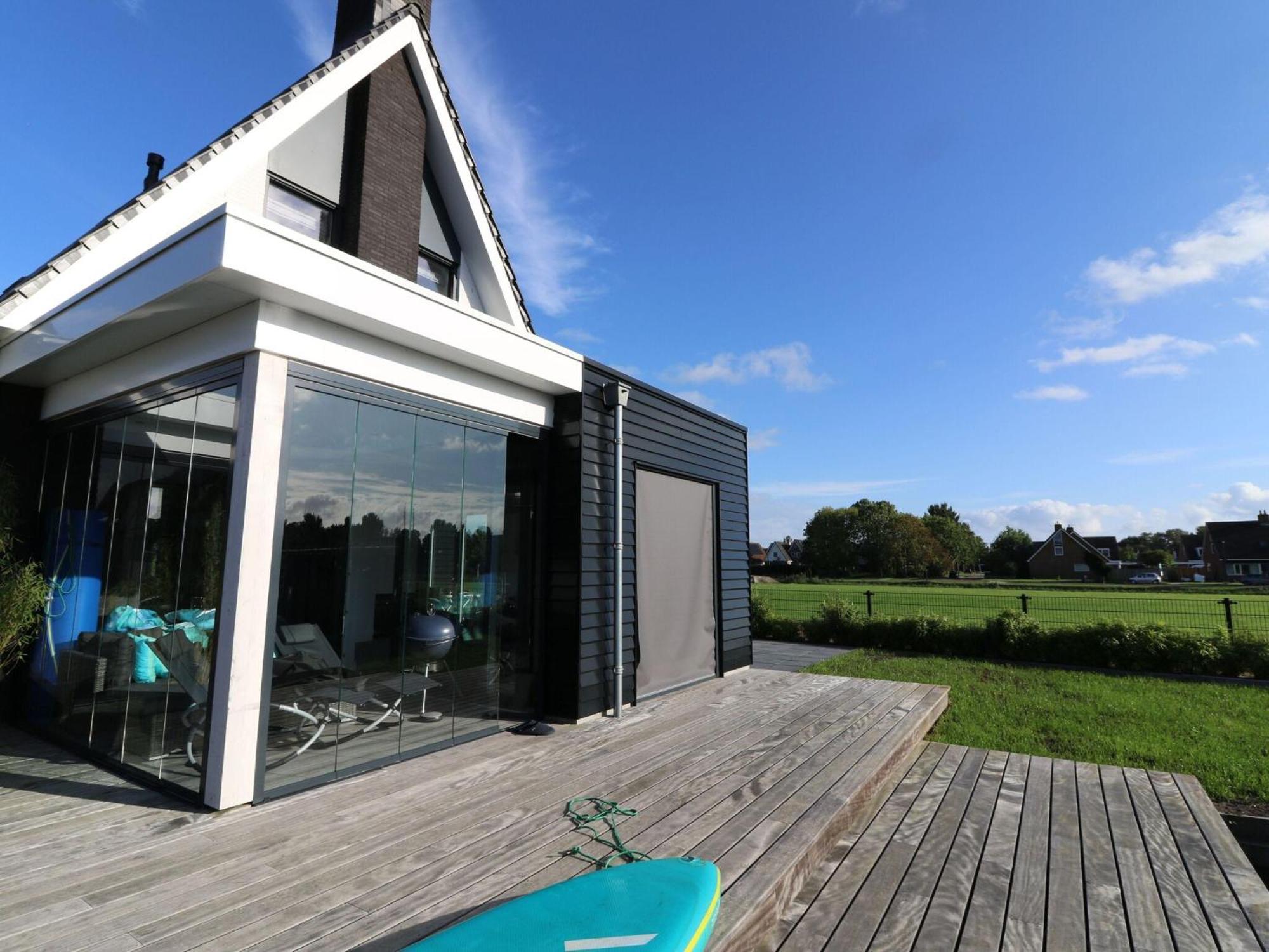 Peaceful Villa On The Water In Stavoren Luaran gambar